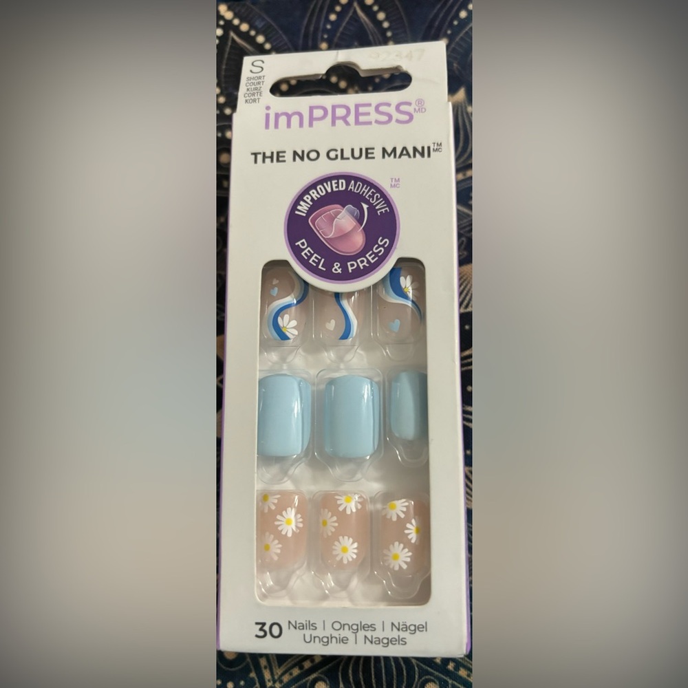 Impress No Glue Mani